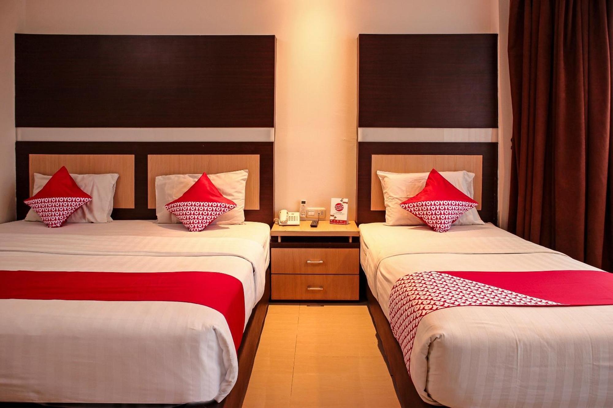 Oyo 1009 Hotel Bumi Malaya Medan Bagian luar foto