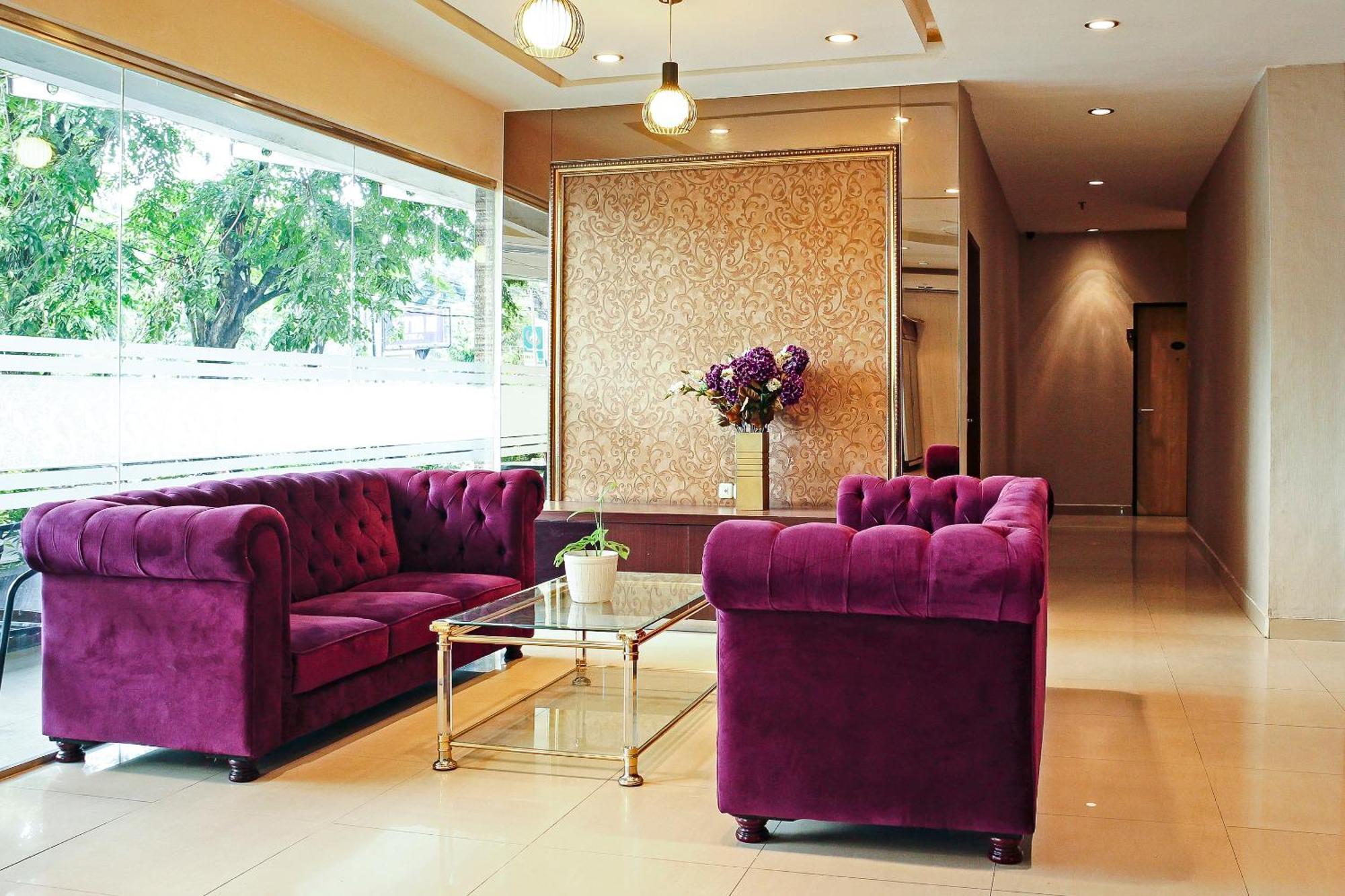 Oyo 1009 Hotel Bumi Malaya Medan Bagian luar foto